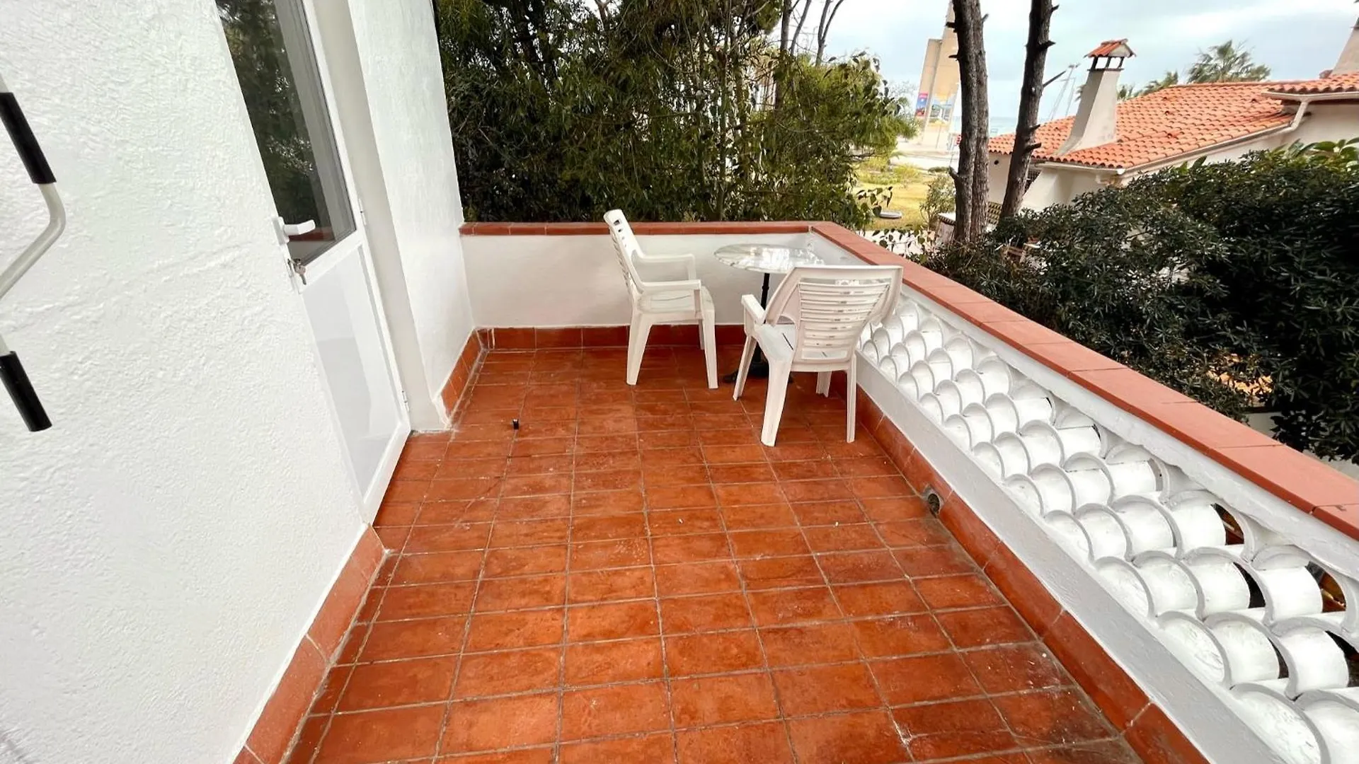 Nuevos Apartamentos Frente Al Mar Y A La Playa Castelldefels 0*,  Espagne
